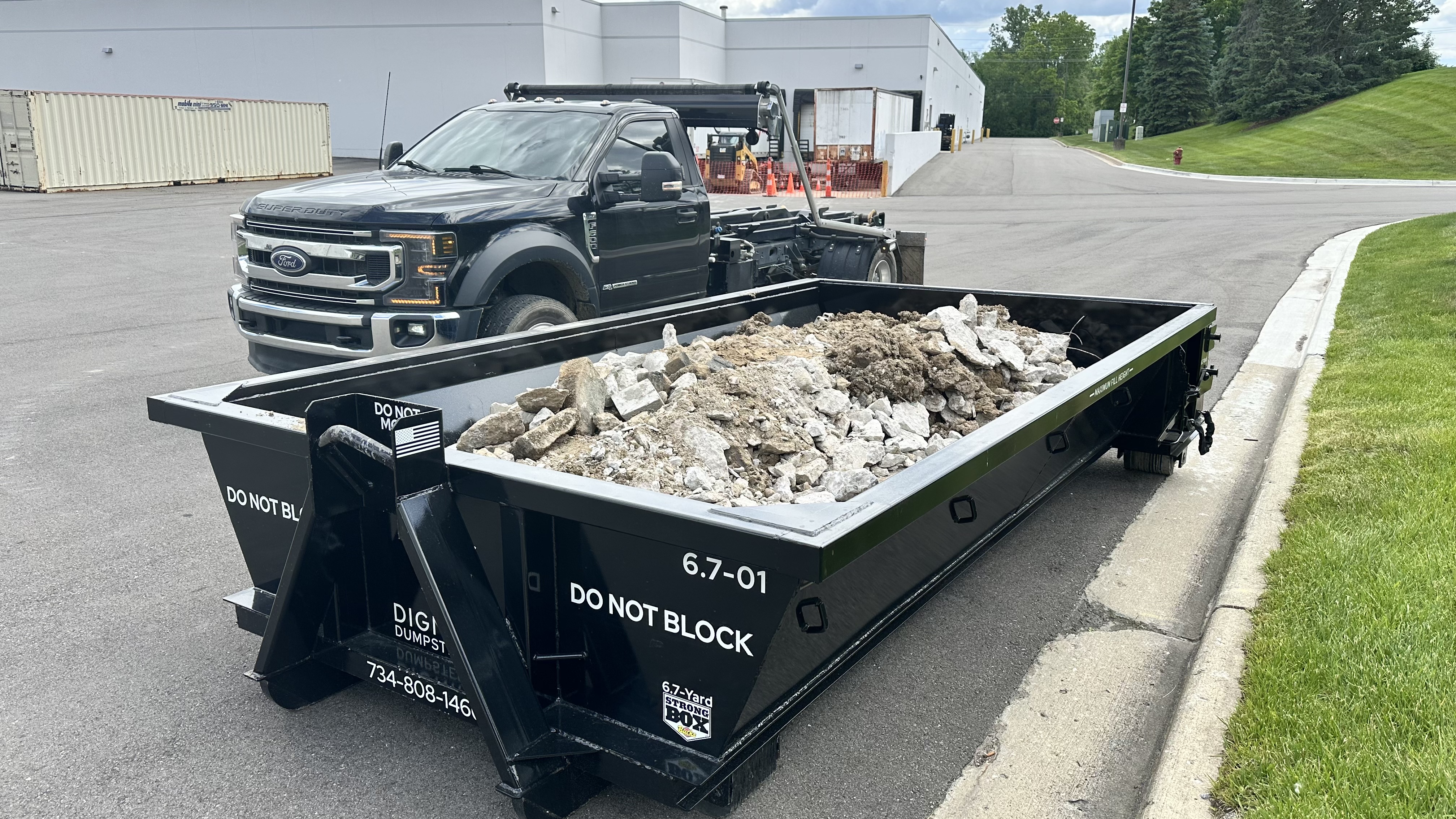 Concrete dumpster