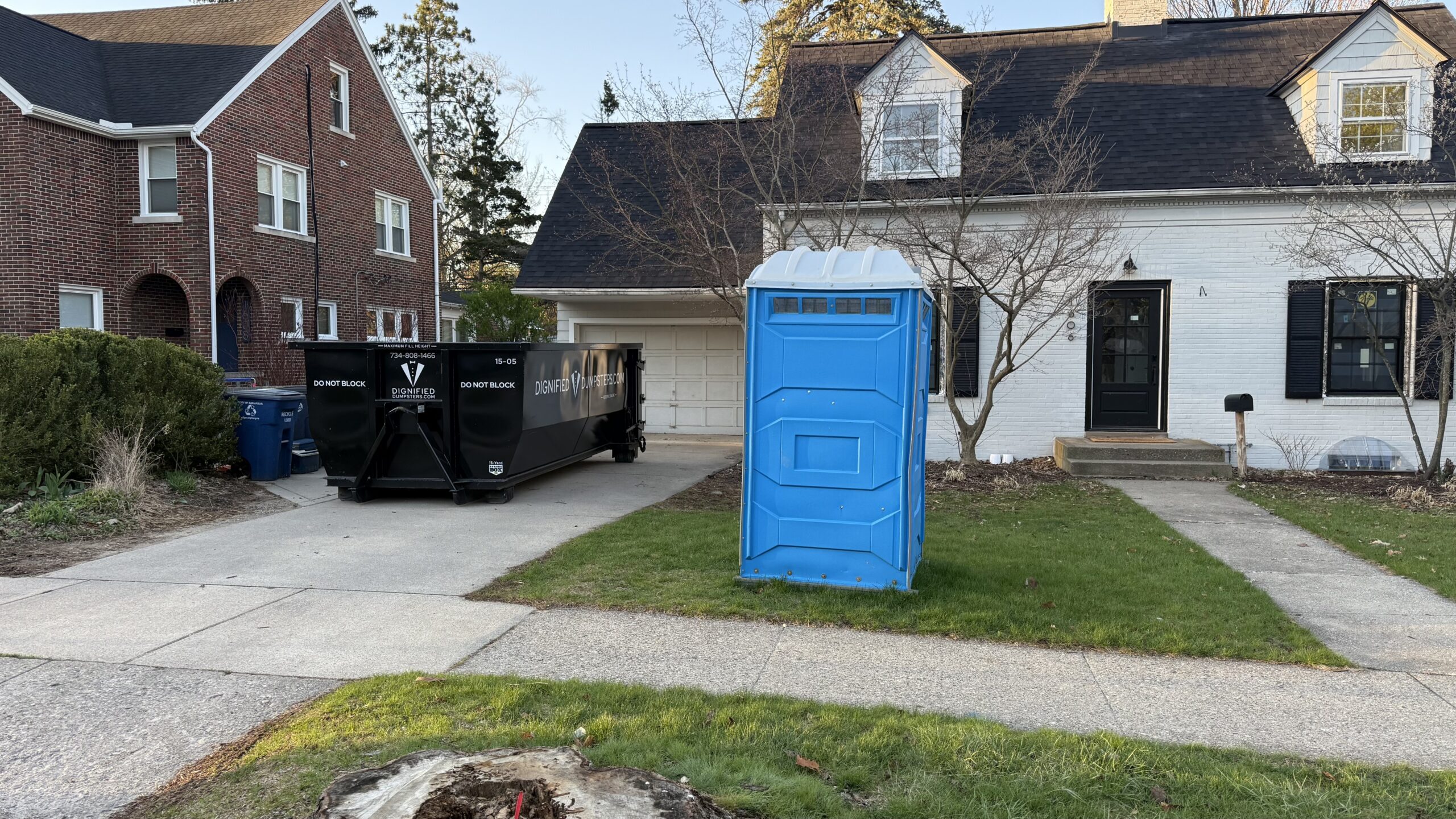 How to Save Money on Dumpster Rentals: 9 Tips for Contractors